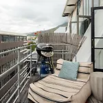 Wolroy House 506