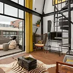 Wolroy House 506