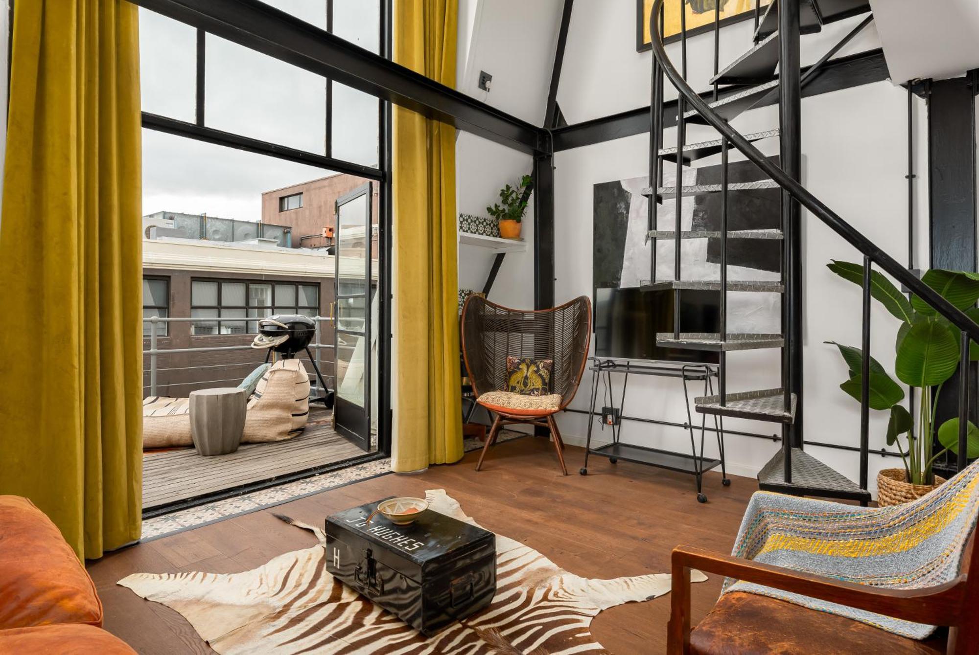 Wolroy House 506 Apartment