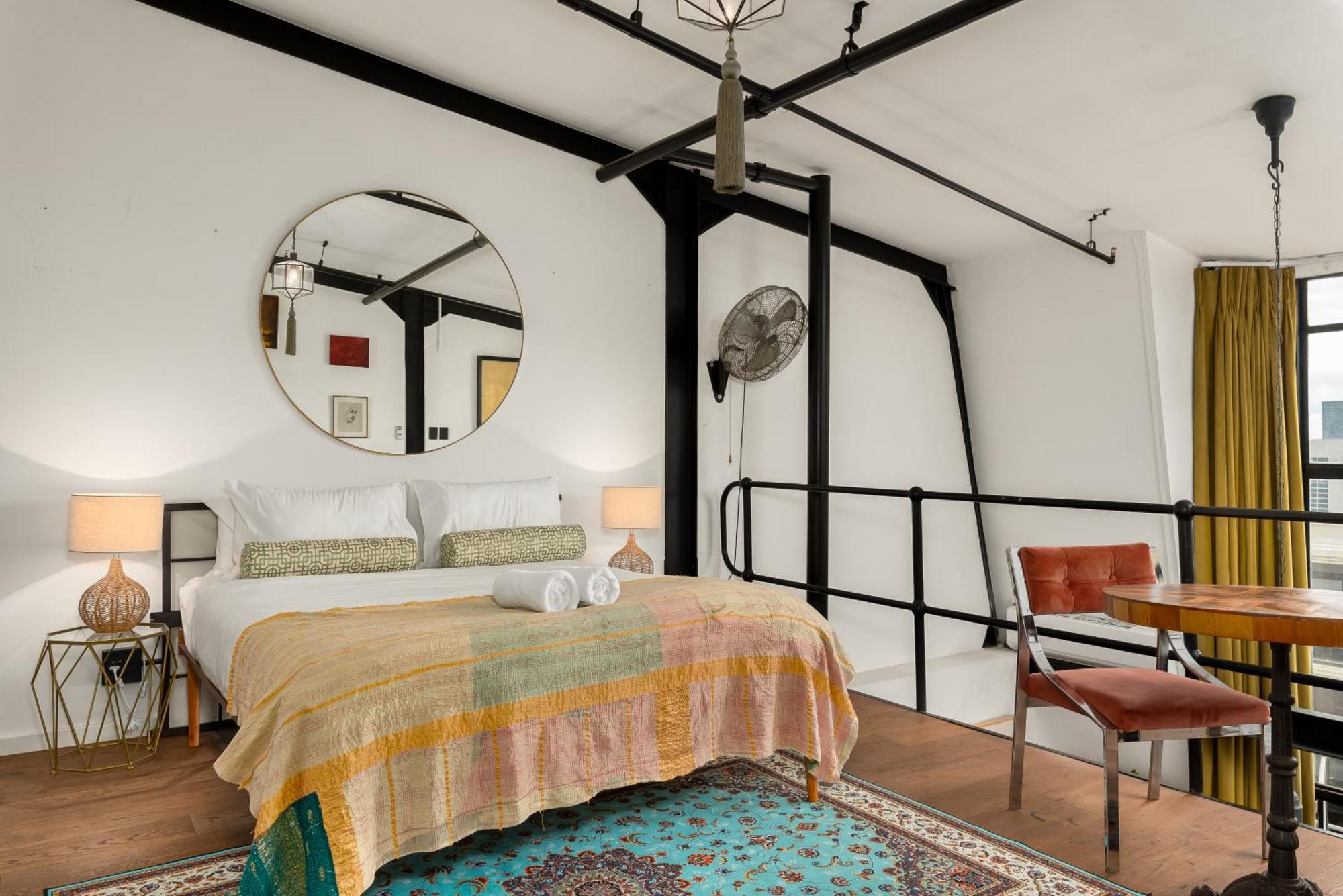 Wolroy House 506 Apartment